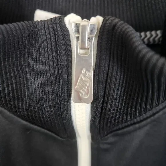 Nike Sportswear Mens Full Zip 2 Pocket Mock Neck Track Jacket Size XL - Picture 4 of 8